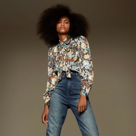 Zara Tops - Zara Flower Shirt